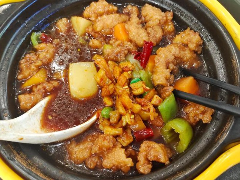 苏州黄焖鸡米饭