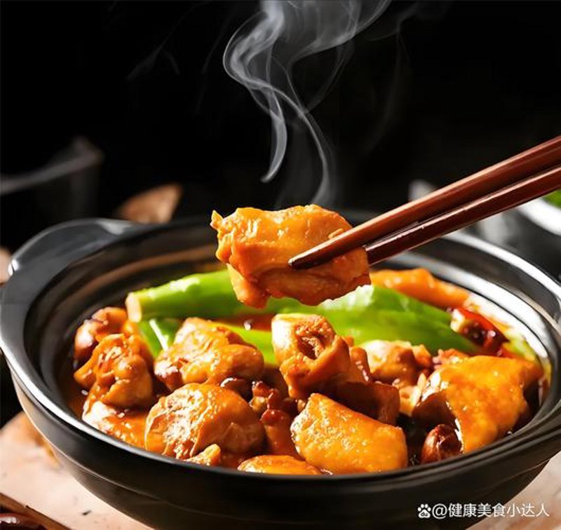 黄焖鸡米饭：一道色香味俱全的家常美味