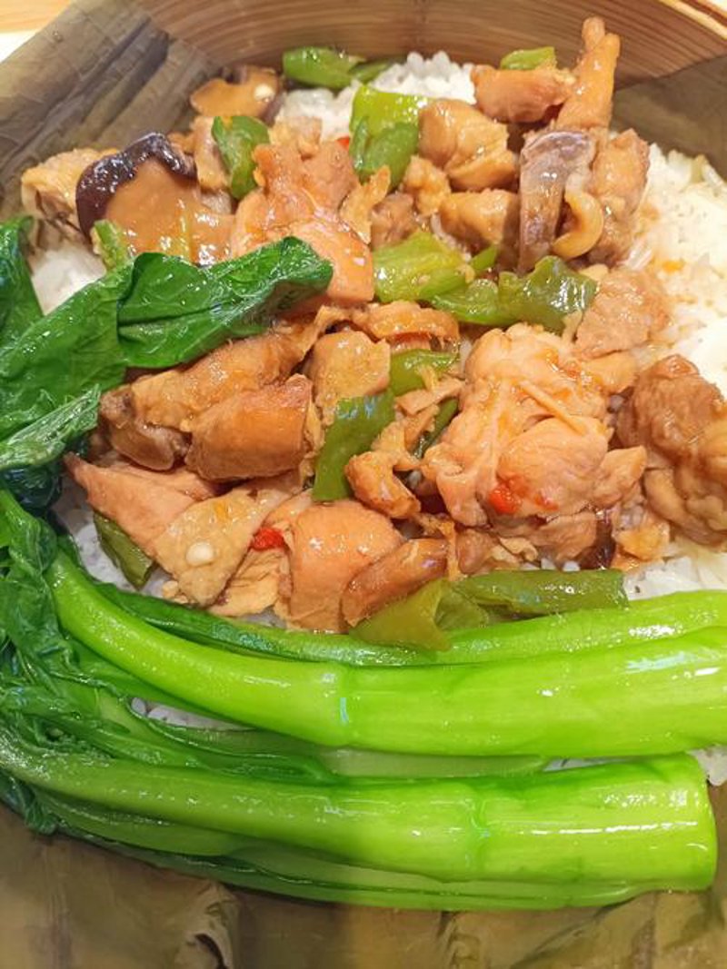 砂锅焖鸡